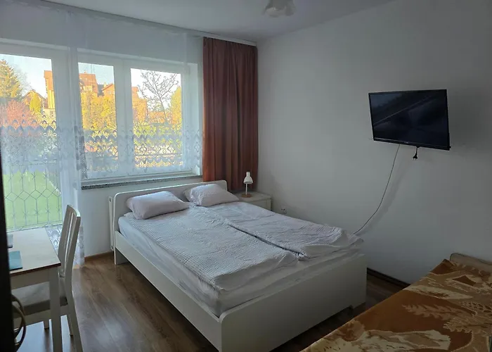 Kwatera prywatna Gościnne Elżbieta Chylińska *